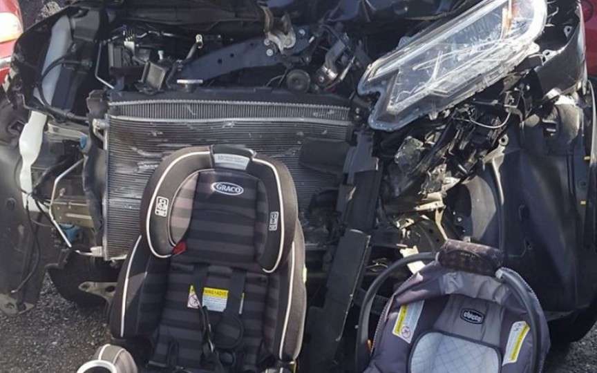Mesajul unei mame după ce a trecut printr-un accident groaznic de mașină
