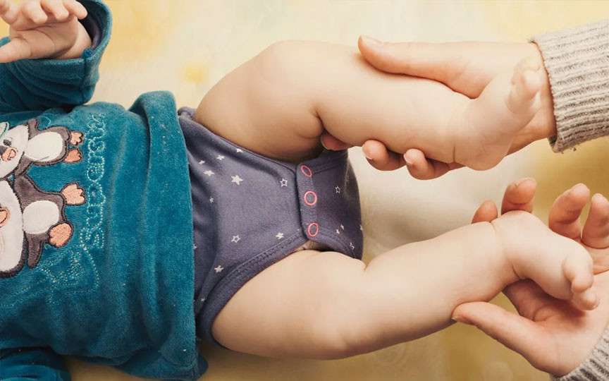 Scutece reutilizabile: alegere eco sau bătaie de cap? Avantaje, dezavantaje și sfaturi utile