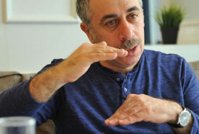 Evghenii Komarovskii vine cu o explicație de ce în zilele noastre unii copii încep a vorbi mai târziu