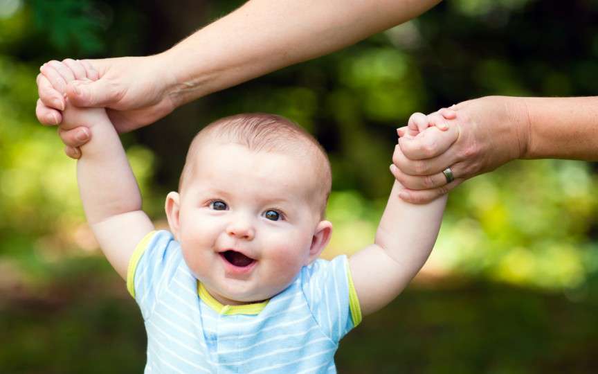 Dacă copilul nu merge până la această vârstă, atunci e cazul să vă adresați specialistului