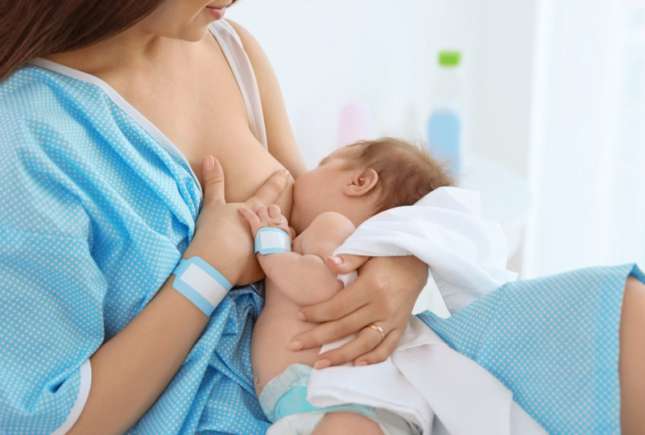 Conform unui studiu, alăptarea poate îmbunătăți starea de spirit a mamelor care se confruntă cu depresia postpartum