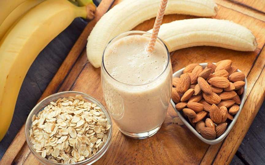 7 reţete de smoothies  recomandate pentru stimularea lactaţie