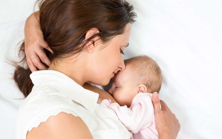 9 reguli utile pentru o alăptare de succes