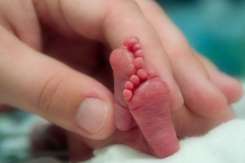 Povestea unei nașteri premature: Am plecat acasă după 3 săptămâni, fără copil, cu o tăietură pe burtă și cu viața distrusă
