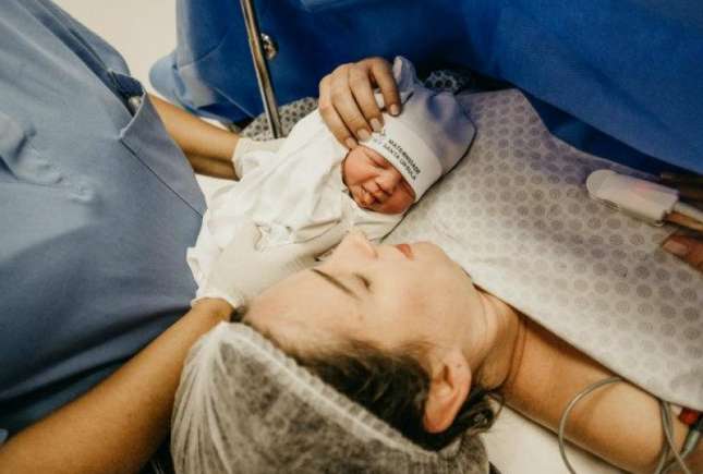 Medic obstetrician-ginecolog despre procesul nașterii – răspunsuri la cele mai frecvente întrebări
