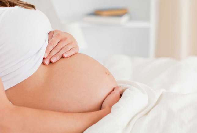 Top 4 întrebări despre ruperea apei – medicul ginecolog răspunde
