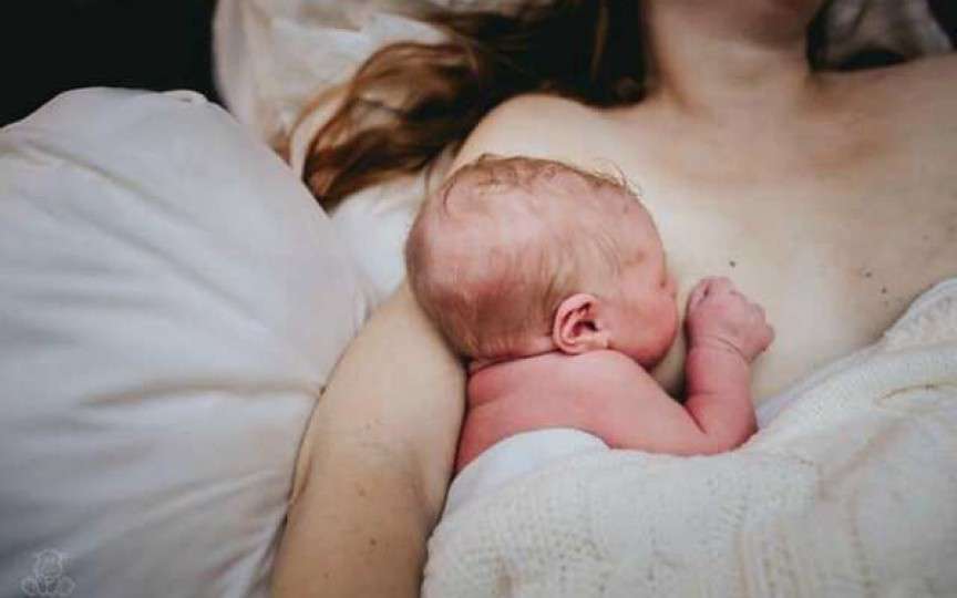 Naștere în Italia: Am cerut cezariană, au zis că nu e urgent și după m-au tăiat cu foarfeca, fără anestezie!