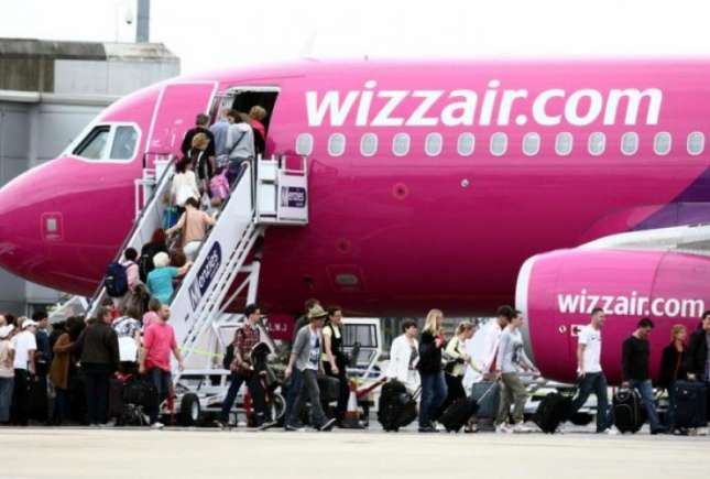 O moldoveancă nu a putut zbura pe motiv că nu mai erau locuri în avion deși ea avea bilet. Oricine poate păți la fel!