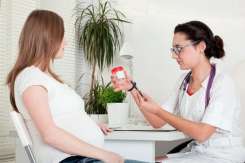 Analizele medicale pe care trebuie să le facă o gravidă în fiecare trimestru de sarcină