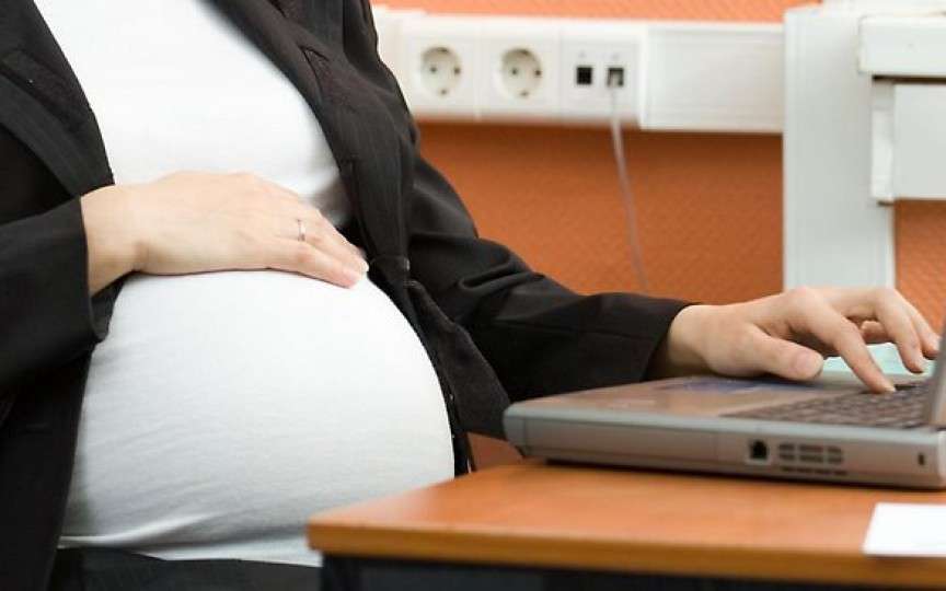 Drepturile femeilor însărcinate la locul de muncă