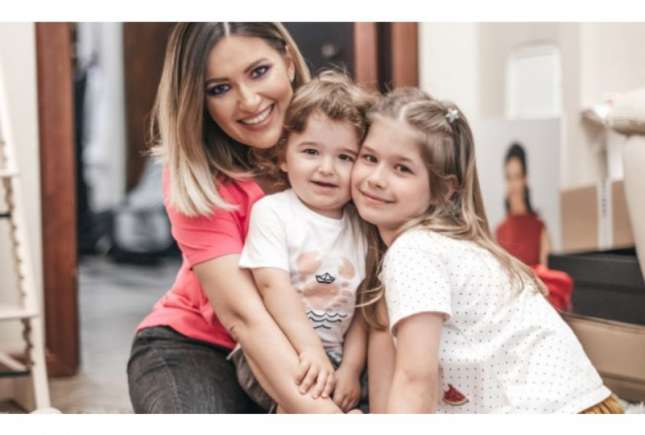 Sfaturi pentru mame de la Ela Crăciun: Cum să ai o relație mai apropiată cu fiica ta