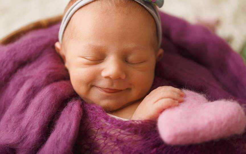 Irina Spinei, fotograf newborn: Fotografia este unicul instrument capabil să oprească timpul în loc