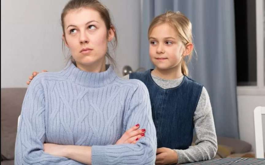 Vulnerabilitatea părinților: de ce trebuie arătată și explicată, nu ascunsă de copii