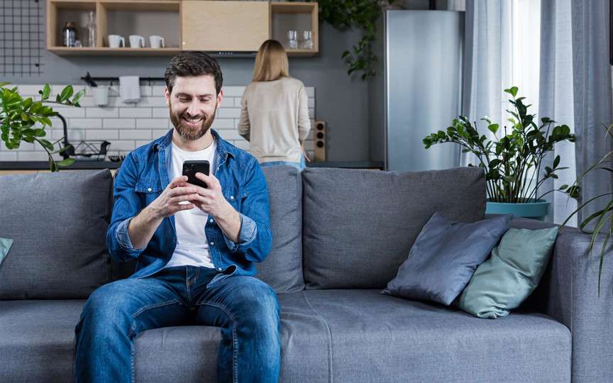 6 secrete pe care partenerii le ascund adesea în cuplu – chiar și în relațiile aparent perfecte