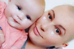 Ca să-și salveze fetița nenăscută, o femeie diagnosticată cu cancer a refuzat chimioterapia