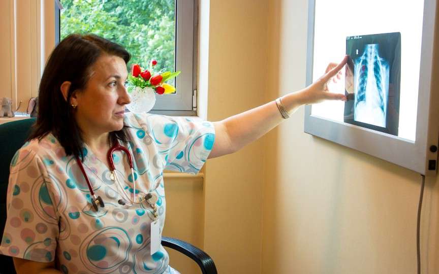 Câţi copii „încap” într-o zi de muncă a unui medic pediatru