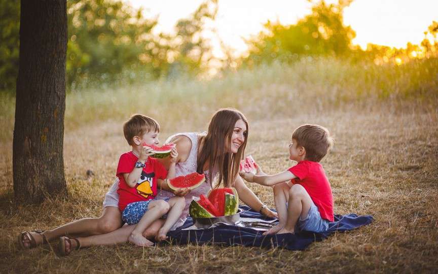 O zi din viața unei mame – fotograf: Copiii mei sunt cei care m-au motivat să aleg fotografia!