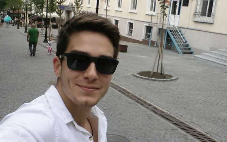Povestea lui Ștefan: cum a ajuns unul din primii însoțitori de bord din Chișinău
