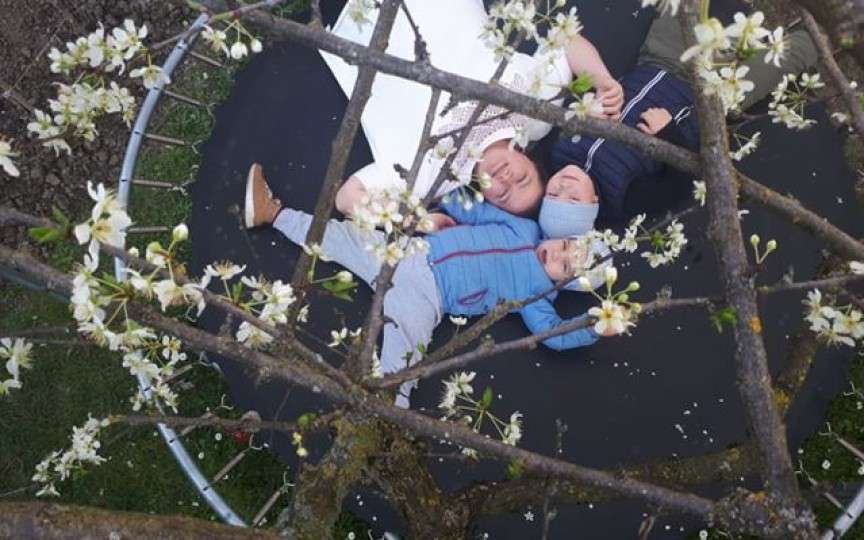 (FOTO) O mamă moldoveancă din Italia relatează cum face față carantinei cu copiii acasă deja de 3 săptămâni