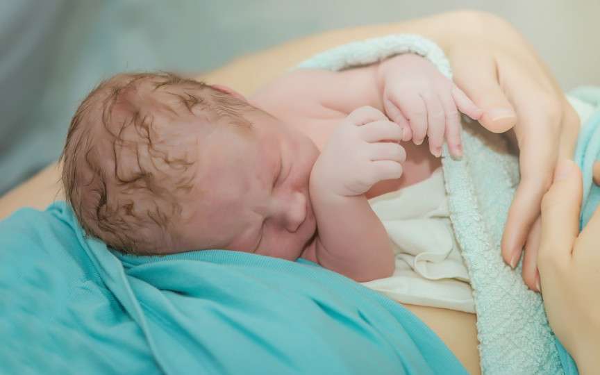 Experiența unei mame: Am născut prima dată la 39 de ani, apoi la 41 de ani