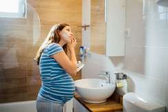 5 probleme ale pielii în sarcină și cum le poți trata în siguranță