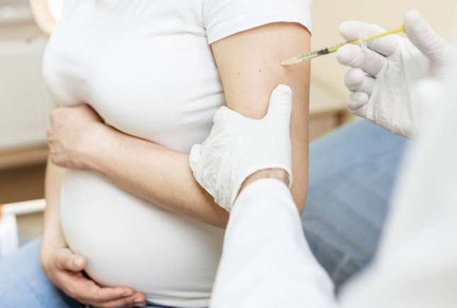 Vaccinul antigripal în sarcină: este sigur și când este recomandat în Moldova și România
