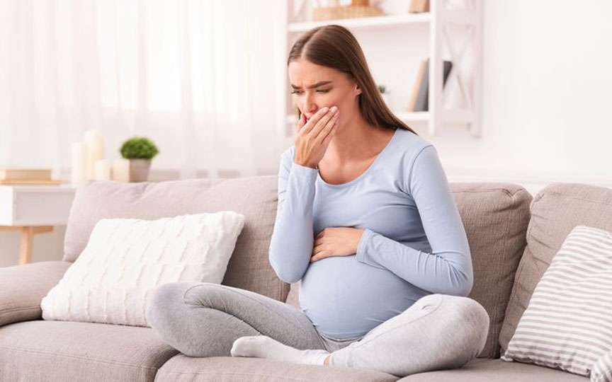 Pastilele pentru tuse în sarcină: cât de sigure sunt și ce trebuie să știi înainte să le iei