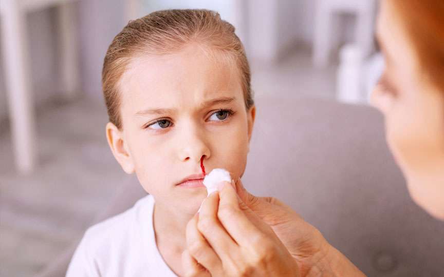 Sânge din nas la copii: cauze, primul ajutor și prevenție