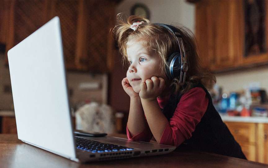 Browsere pentru copii – cum alegi un internet sigur pentru cei mici
