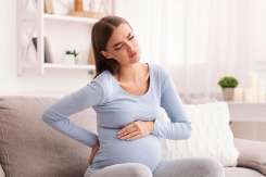 Desprinderea placentei în primele săptămâni de sarcină: cauze, simptome și tratament