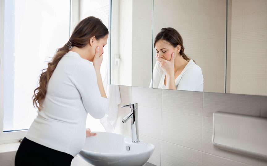 De ce doare stomacul în timpul sarcinii: cauze, simptome și soluții sigure
