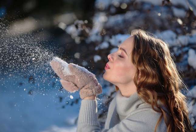 Horoscop 4 februarie 2026: zi de stabilitate, ordine și decizii conștiente