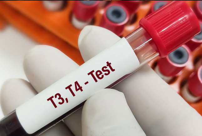 Glanda tiroidă: când și cum trebuie verificată pentru a preveni problemele hormonale