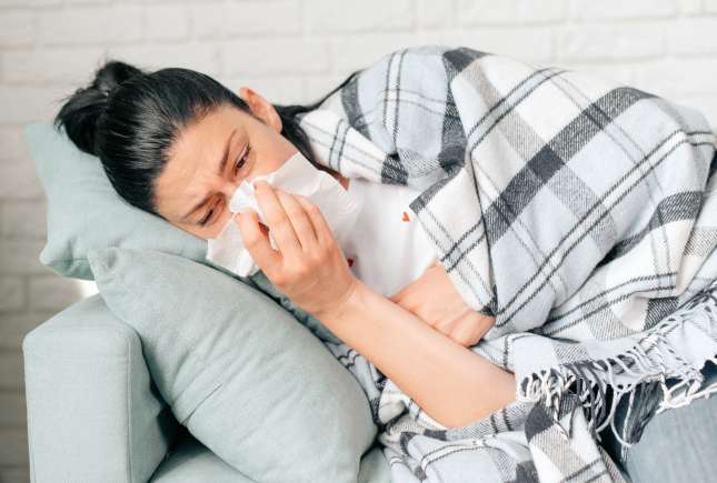 Cum să elimini primele simptome ale infecțiilor respiratorii acute și să previi complicațiile.