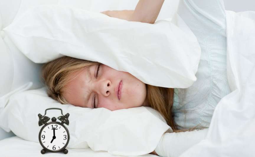 10 metode prin care îți poți învăța copilul să se trezească dimineața fără stres