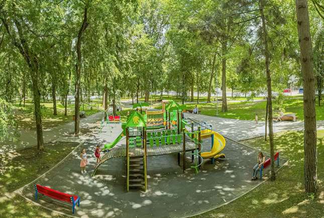 Tragedia din Parcul „Sarmizegetusa”: două persoane învinuite după tragedia copiilor electrocutați