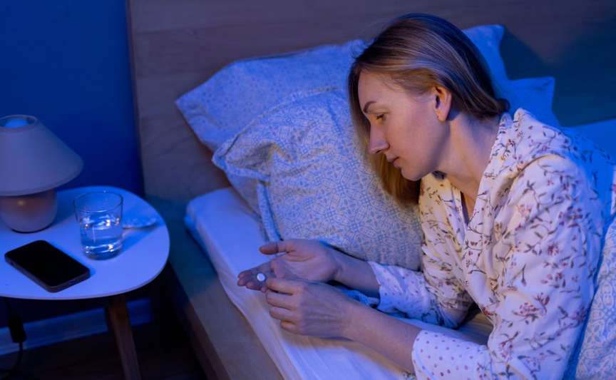 Melatonina: 5 adevăruri despre hormonul somnului și riscurile administrării fără control medical