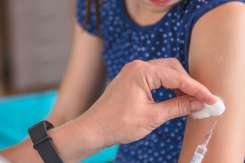 Vaccinarea antimeningococică în Moldova: Briceni și Ungheni, în frunte; Găgăuzia, codașă