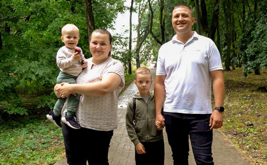 /VIDEO/ Cu tata spre grădiniță: grija pentru copii începe în fiecare dimineață
