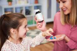 De ce scade nivelul de vitamina D în sezonul rece, ce simptome pot indica un deficit și care este necesarul zilnic