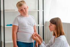Obezitatea la copii, de patru ori mai frecventă. OMS a schimbat regulile de tratament