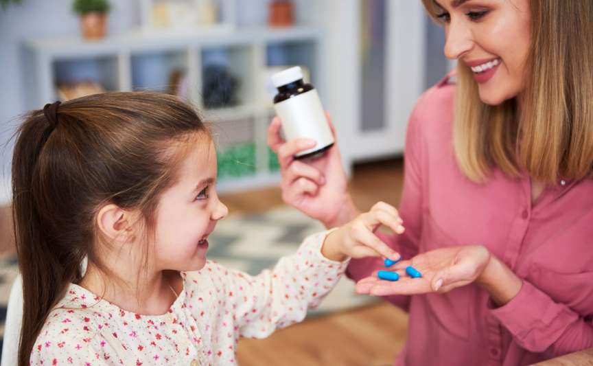 De ce scade nivelul de vitamina D în sezonul rece, ce simptome pot indica un deficit și care este necesarul zilnic
