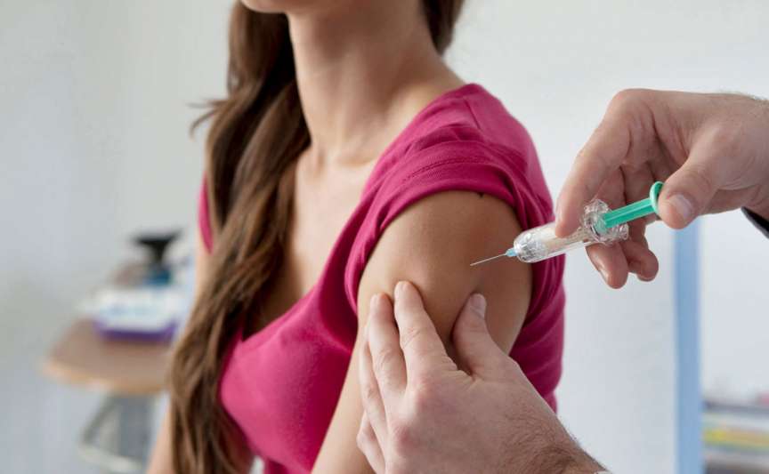 Vaccinul anti-HPV reduce riscul de naștere prematură